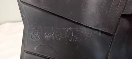 Aριστερή πλαινή επένδυση από Toyota Yaris - 62112-0D120 