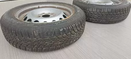 2 Ζάντες 15αρες με λάστιχα 165/65 R15 
