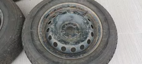 4 Ζάντες 15αρες με λάστιχα 2013 195/65 R15 