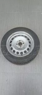 4 Ζάντες 15αρες με Λάστιχα 185/60 R15 - --- 