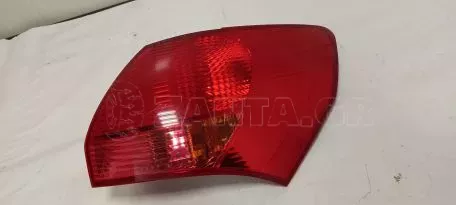 Δεξί πίσω φανάρι από KIA Venga - 92402-1P000 