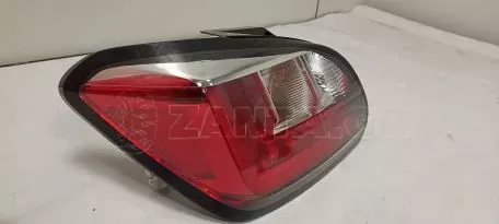 Πίσω φως αριστερό από Mitsubishi Space Star - 8330B245 