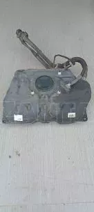 Ρεζερβουάρ καυσίμου από Toyota Yaris III P13 FL - 77100-0D221 