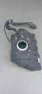 Ρεζερβουάρ καυσίμου από Toyota Yaris III P13 FL - 77100-0D221 