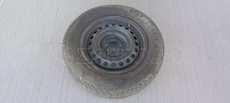 Ζάντα 16αρα με λάστιχο 2014 215/65 R16 