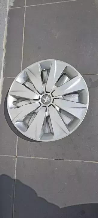 Δύο Κάλυμματα Ζάντας 15" από Peugeot 108 - 2αδα τάσια 42602-0H130