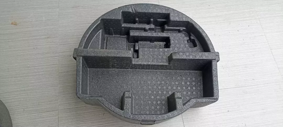 Αφρολέξ πορτμπαγκάζ από Toyota Yaris - 64993-0D040