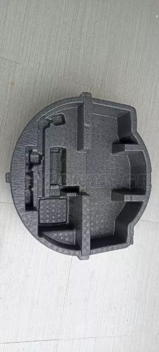 Αφρολέξ πορτμπαγκάζ από Toyota Yaris - 64993-0D040