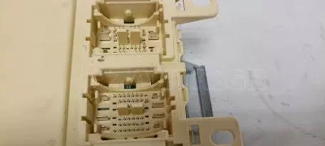 Ασφαλειοθήκη από Hyundai i10 - 91952-B9361 