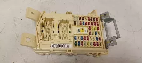 Ασφαλειοθήκη από Hyundai i10 - 91952-B9361 