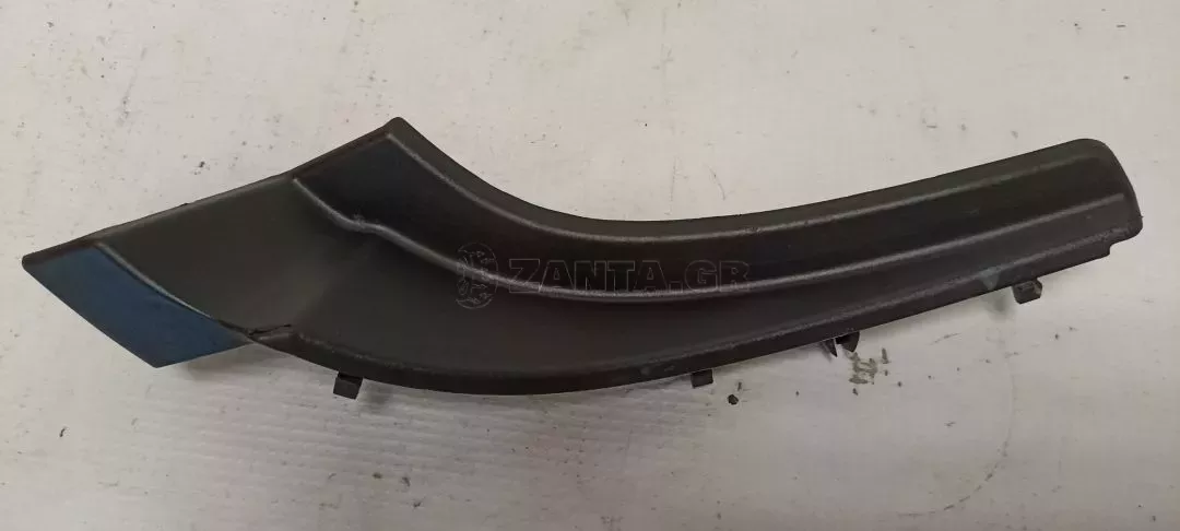 Μπροστινό Αριστερό Κάλυμμα από Mitsubishi Space Star - 7405A841