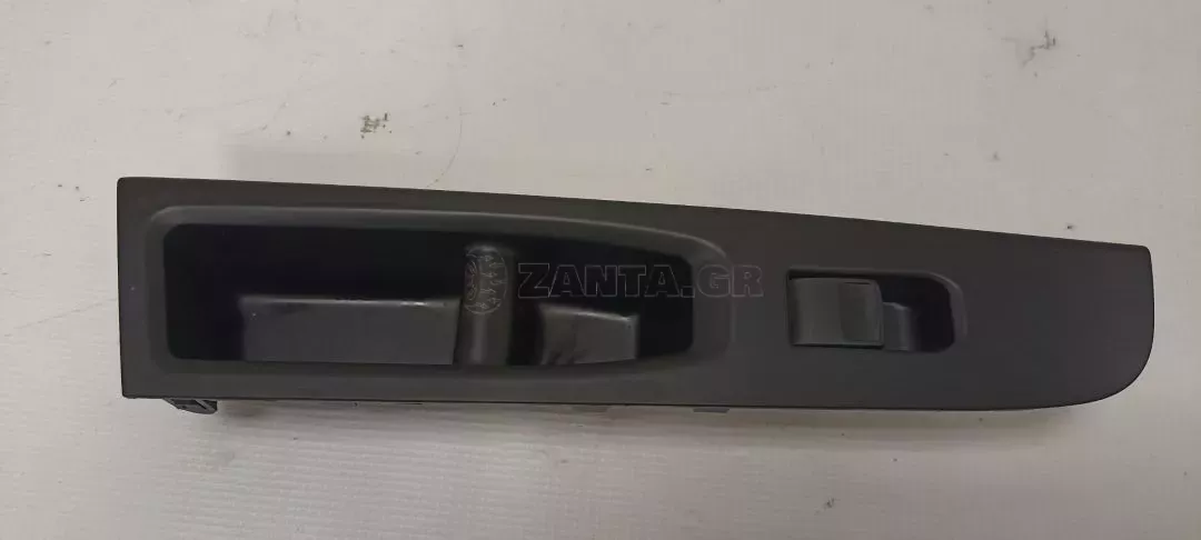 Διακόπτης παραθύρων από Toyota Yaris - 74231-0D700