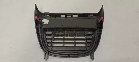 Κεντρικό πλαστικό ταμπλό αεραγωγού από TOYOTA AYGO - 55404-0H010 