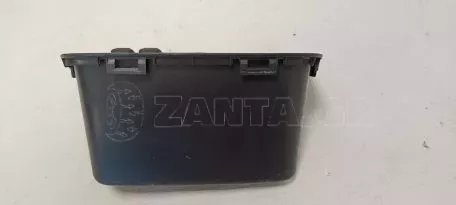 Κονσόλα με διακόπτες θέρμανσης Θέσεων και θήκη από Mitsubishi Space Star - 8011C447ZZ 