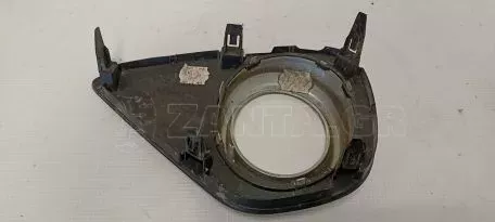 Δεξιά Μάσκα Προβολέα Ομίχλης από Toyota Yaris XP13 - 81481-0D260 