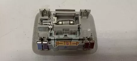 Φωτιστικό οροφής καμπίνας από MITSUBISHI SPACE STAR - 8401A149ZZ 