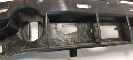 Βάση Προφυλακτήρα Εμπρός Δεξιά από Toyota Aygo - 52535-0H040 