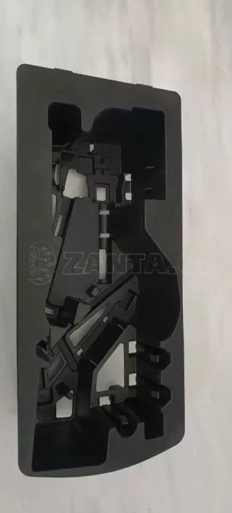 Κουτί εργαλείων πορτμπαγκάζ από TOYOTA AYGO - 64993-0H020