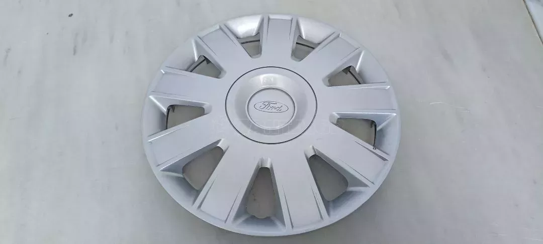 Τάσι από Ford Focus - 4M51-1000-CA