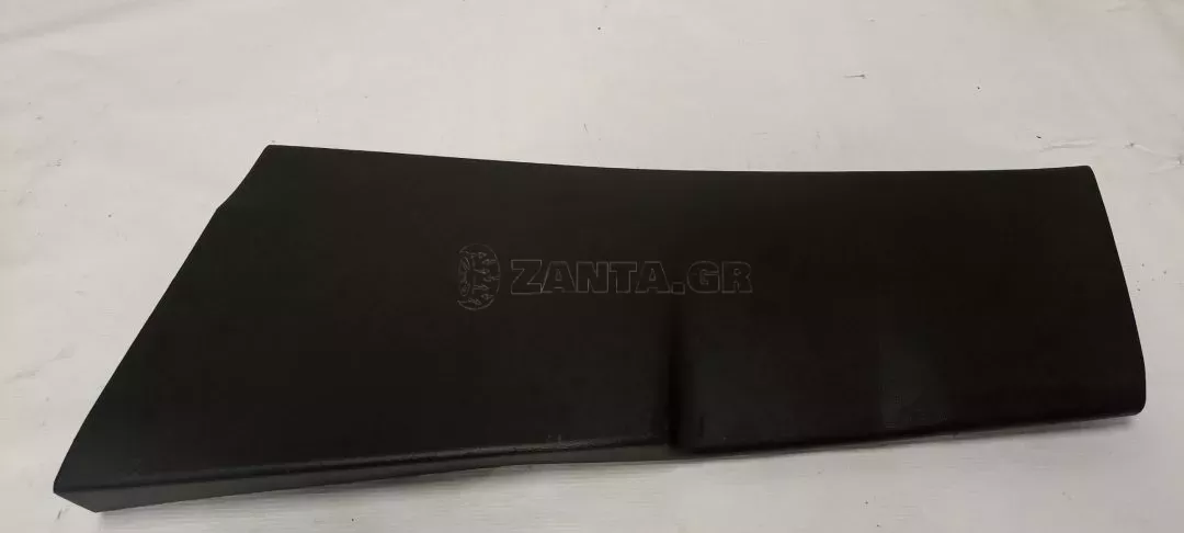 Κάτω επένδυση αριστερής B κολόνας από Citroen C5 Aircross - 9811199877