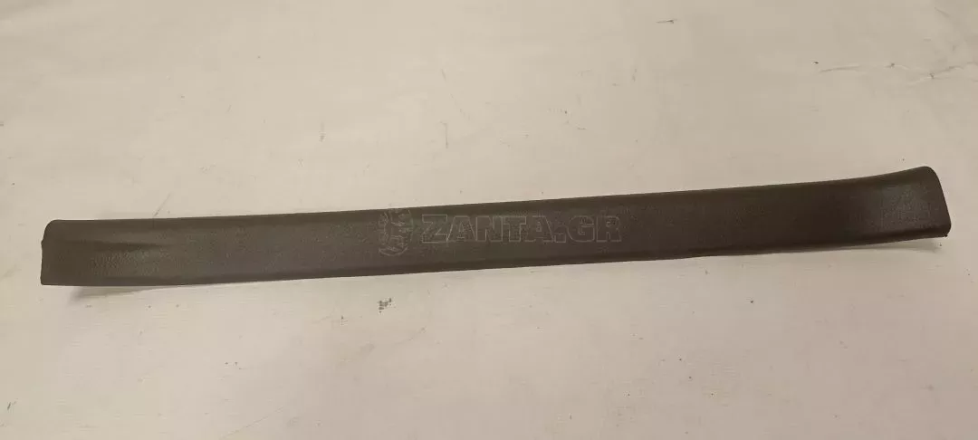 Δεξιά Εμπρός Εσωτερική Επένδυση για Toyota Yaris - 67913-0D210