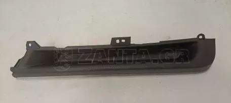 Κάλυμμα ταμπλό από Toyota Yaris - 55451-0D130 