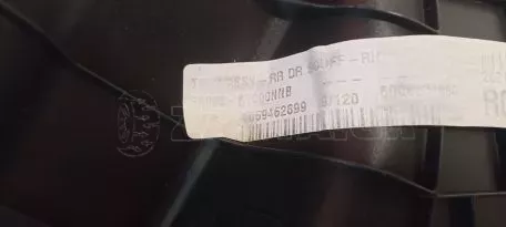 Επένδυση μαρσπιέ πίσω δεξιά από Hyundai i10 - 85886-K7000 
