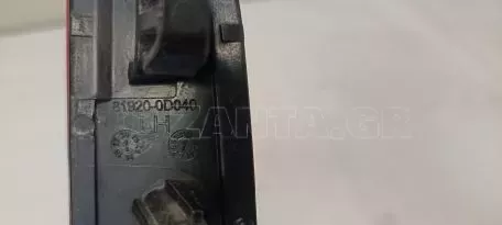 Πίσω αριστερό φανάρι από TOYOTA YARIS - 81920-0D040 