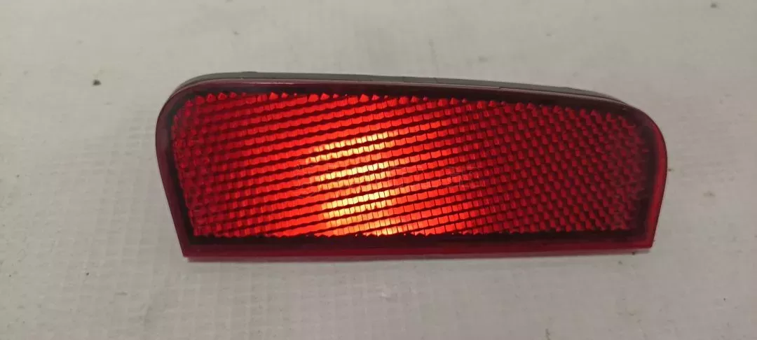 Πίσω αριστερό φανάρι από TOYOTA YARIS - 81920-0D040