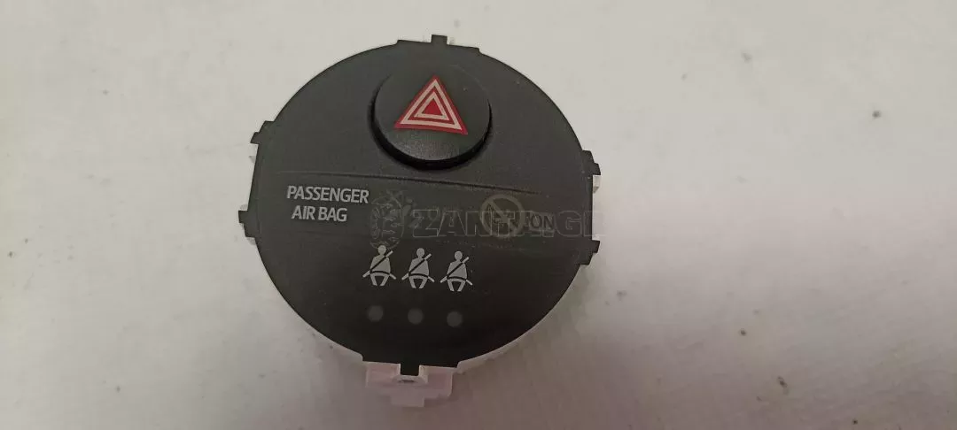 Διακόπτης φώτων αλάρμ από TOYOTA YARIS - 83950-0D050-A