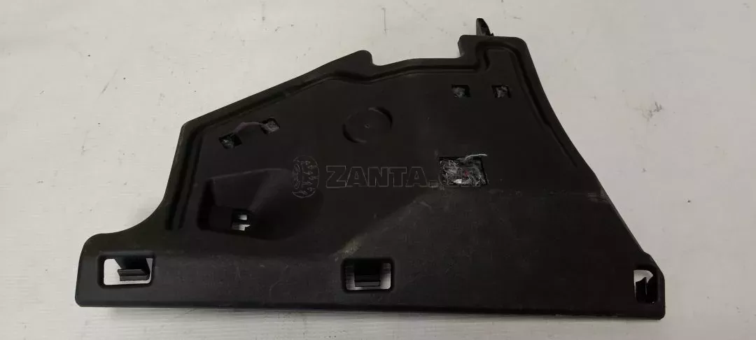 Κάτω δεξί κάλυμμα του ταμπλό από Toyota Yaris - 55607-0D050 55642-0D050