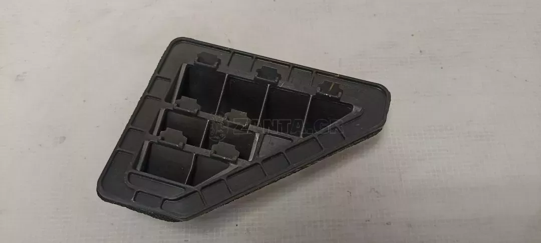 Αεραγωγός Πίσω από Mitsubishi Mirage - 7835A023