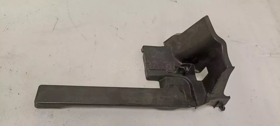 Πλαϊνός Αεραγωγός ψυγείου δεξιά από Toyota Yaris - 16691-0Y010 16691-0Q010