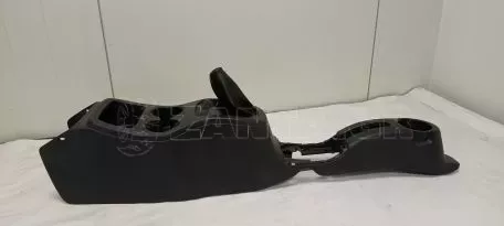 Κεντρική κονσόλα ανάμεσα στα καθίσματα από Mitsubishi Space Star - 8011A941ZZ 8011Β058ΧΑ 