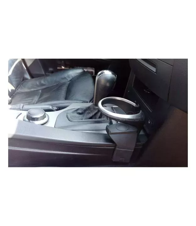 Ποτηροθήκη για BMW E60 / E61 - δίπλα στο λεβιέ ταχυτήτων