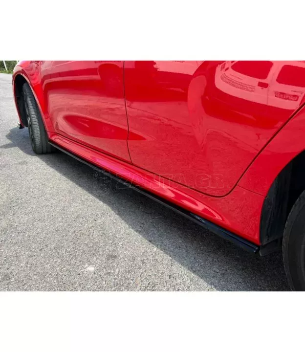 Επιπρόσθετα Μαρσπιέ Toyota Yaris Mk4 (2020-)