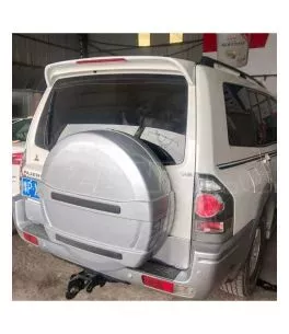 Αεροτομή οροφής για Mitsubishi Pajero (1996-2022) - μαύρη γυαλιστερή 