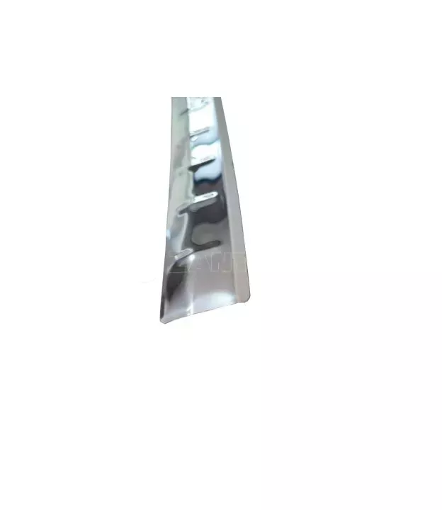 TRIM ΜΑΡΚΕ ΠΟΡΤ ΜΠΑΓΚΑΖ ΧΡΩΜΙΟ ΜΕΤΑΛΛΙΚΟ ΓΙΑ TOYOTA COROLLA 2019+