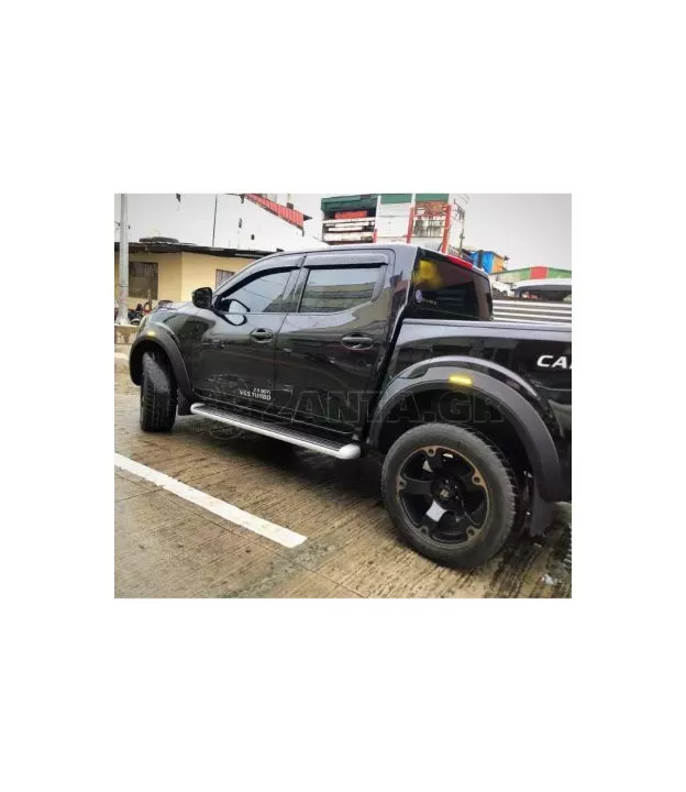 Nissan Navara (NP300) 2015+ Φρύδια Τροχών Slim Με LED (4Drs)