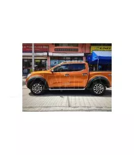 Nissan Navara (NP300) 2015+ Φρύδια Τροχών Slim Με LED (4Drs) 