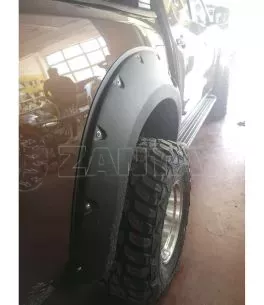 Nissan Navara (NP300) 2015+ Φρύδια Τροχών Slim Με LED (4Drs) 