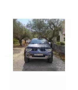 Mitsubishi L200 (Triton) 2005-2011 Φρύδια Τροχών Μαύρα Σαγρέ με Διακοσμητικές Βίδες 