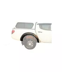 Mitsubishi L200 (Triton) 2005-2011 Φρύδια Τροχών Μαύρα Σαγρέ με Διακοσμητικές Βίδες 