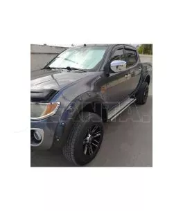 Mitsubishi L200 (Triton) 2005-2011 Φρύδια Τροχών Μαύρα Σαγρέ με Διακοσμητικές Βίδες 