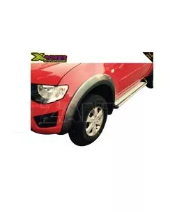 Mitsubishi L200 (Triton) 2005-2011 Φρύδια Τροχών Μαύρα Σαγρέ με Διακοσμητικές Βίδες 
