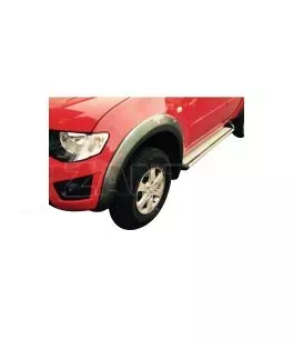 Mitsubishi L200 (Triton) 2005-2011 Φρύδια Τροχών Μαύρα Σαγρέ με Διακοσμητικές Βίδες 