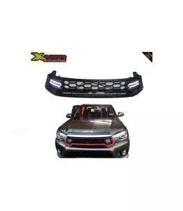 Toyota Hilux (Revo) 2015-2020 Μεσαία Μάσκα [Με Led] 