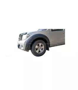Nissan Navara (D40) 2005-2011 Φρύδια Τροχών Μαύρα Με Διακοσμητικές Βίδες 