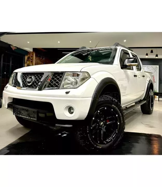 Nissan Navara (D40) 2005-2011 Φρύδια Τροχών OEM Style (4Drs)