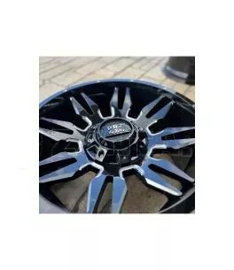Ζάντες 18" Ιντσών 6x139.7 Μαύρο Με Ασημί Λεπτομέρειες [1737/CP7535] 
